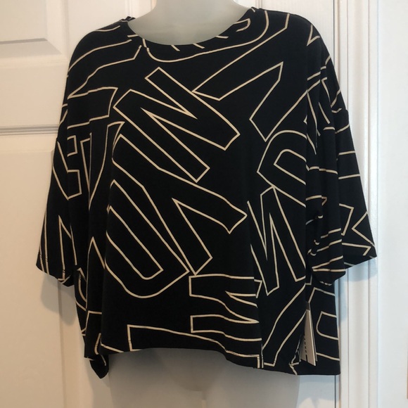 DKNY Logo Cropped Blouse Tee Black Background Size L - Picture 1 of 9